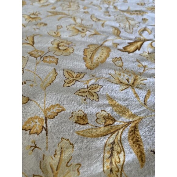 Vintage Cotton French Country 66" Round Mustard Cream Floral Stripe Tablecloth - Picture 3 of 8